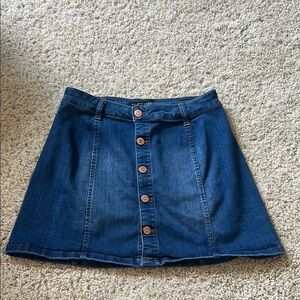 Button front blue jean skirt